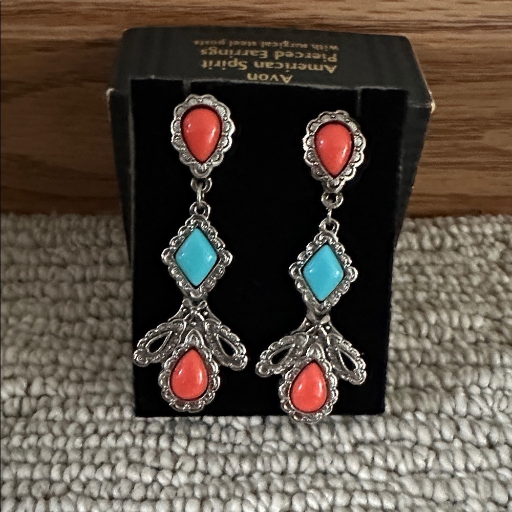 Vintage Avon American Spirit Native southwest inspired Dangle Earrings
